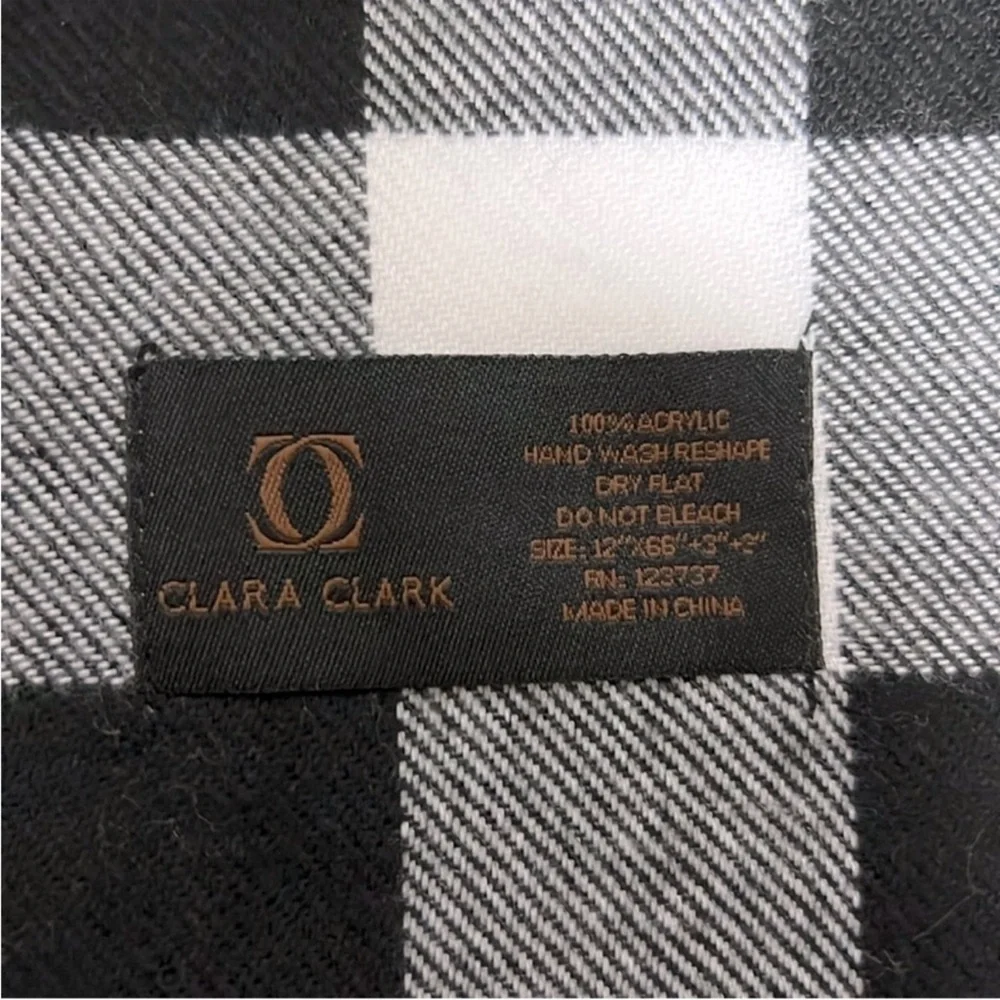 Black and White Buffalo Plaid Scarf
